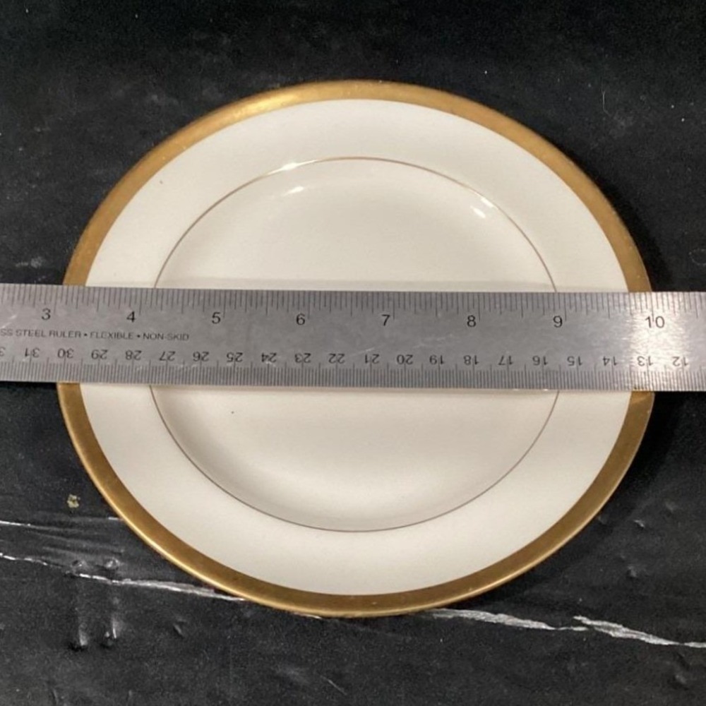 Set of 5 Johnson Brothers Pareek Luncheon Bread Plates Berry Bowl Gold Rimmed *